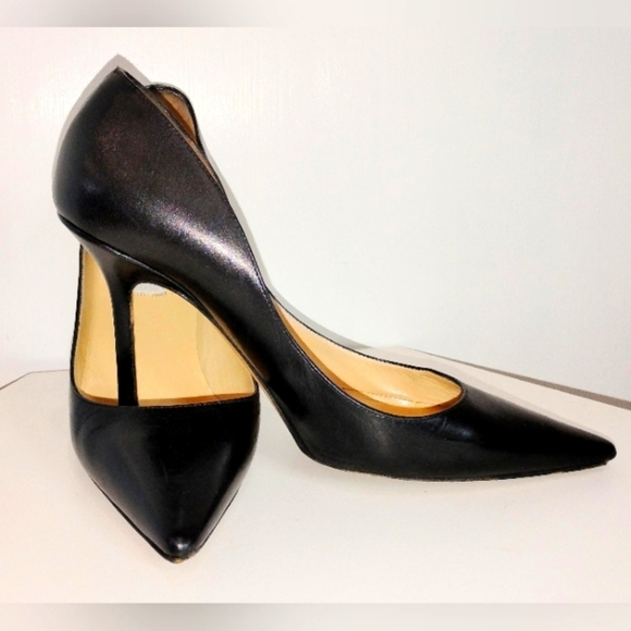 JIMMY CHOO BLACK LEATHER HEELS - Picture 1 of 7